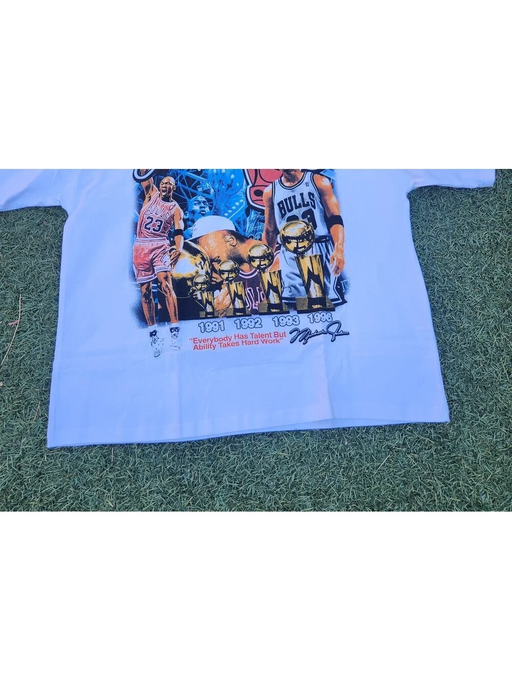 Vintage Style Michael Jordan Chicago Bulls White Oversized Shirt Size XL NWOT
